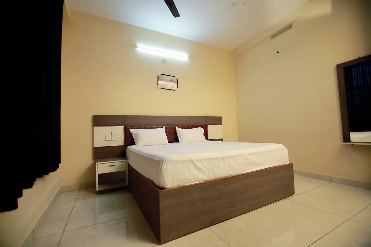 Golden Residency Hotel Perintalmanna 2*,